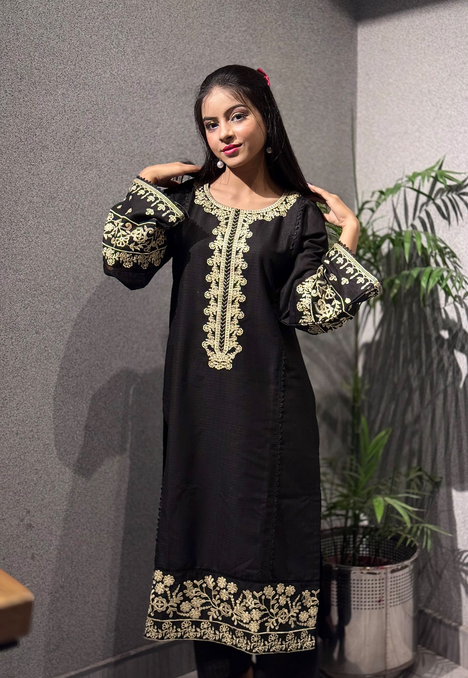 EMBROIDERED LONG SHALWAR KAMEEZ BLACK