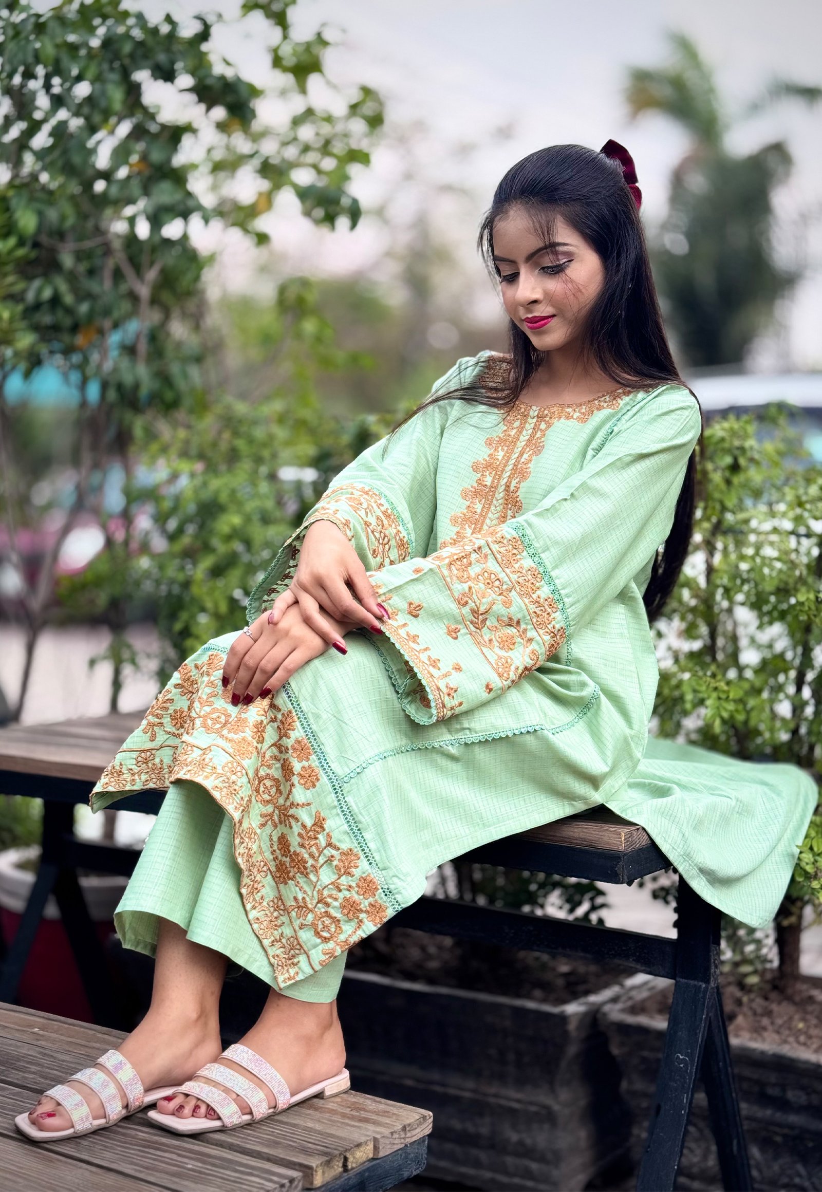 EMBROIDERED LONG SHALWAR KAMEEZ GREEN